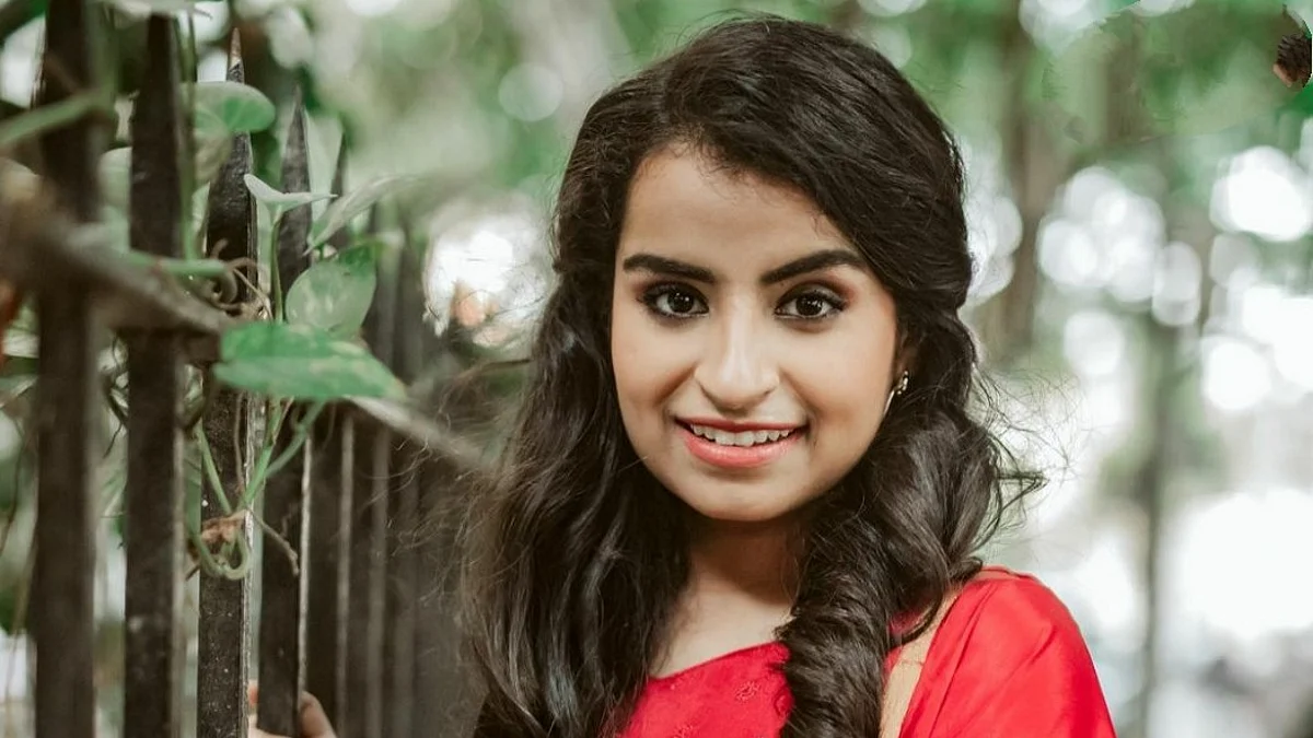 யார் வாழ்க்கையும் இங்கு எளிது கிடையாது: ரசிகர் கேள்விக்கு ‘குக் வித் கோமாளி' ஷிவாங்கி பளிச் பதில்