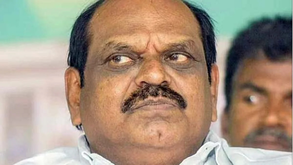 ஓபிஎஸ் தரப்பில் பேச்சுவார்த்தை நடத்தத் தயாராக இருக்கிறோம்: வைத்திலிங்கம் அறிவிப்பிற்குக் காரணம் என்ன?