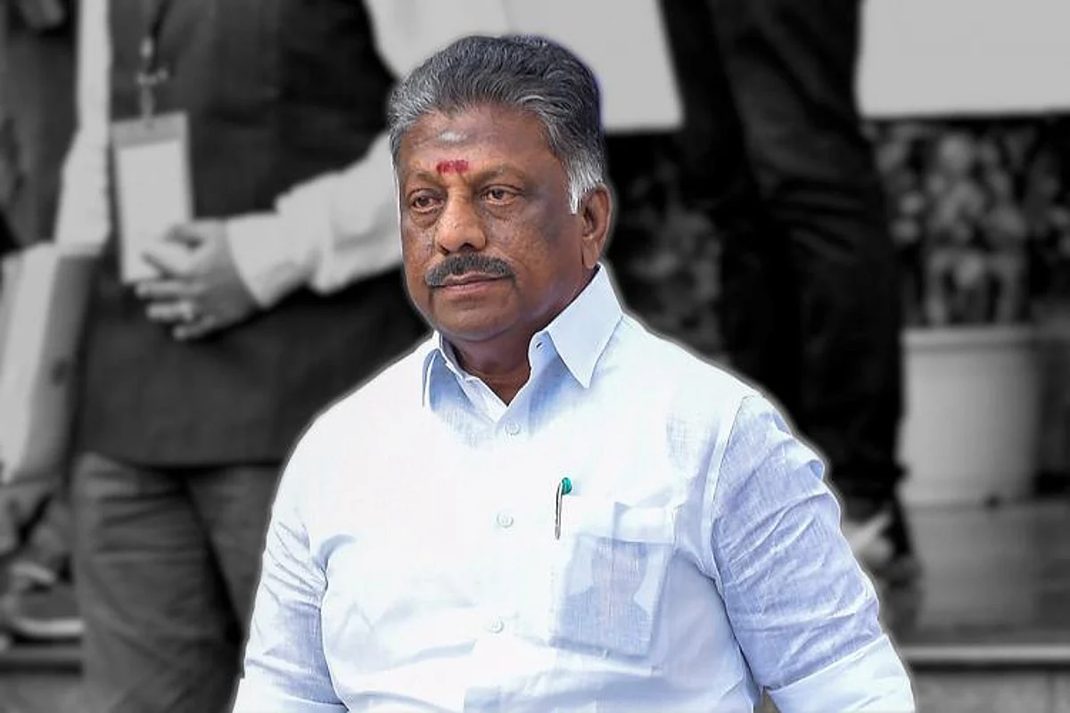 அதிமுக தலைமையை சட்ட விரோதமாக ஈபிஎஸ் கைப்பற்ற முயற்சி:தேர்தல் ஆணையத்தில் ஓபிஎஸ் பரபரப்பு புகார்