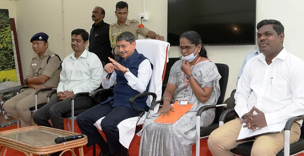 `பெரிய கனவுகளை காணுங்கள்'- மாணவர்ளுக்கு ஆளுநர் ஆர்.என்.ரவி அறிவுரை