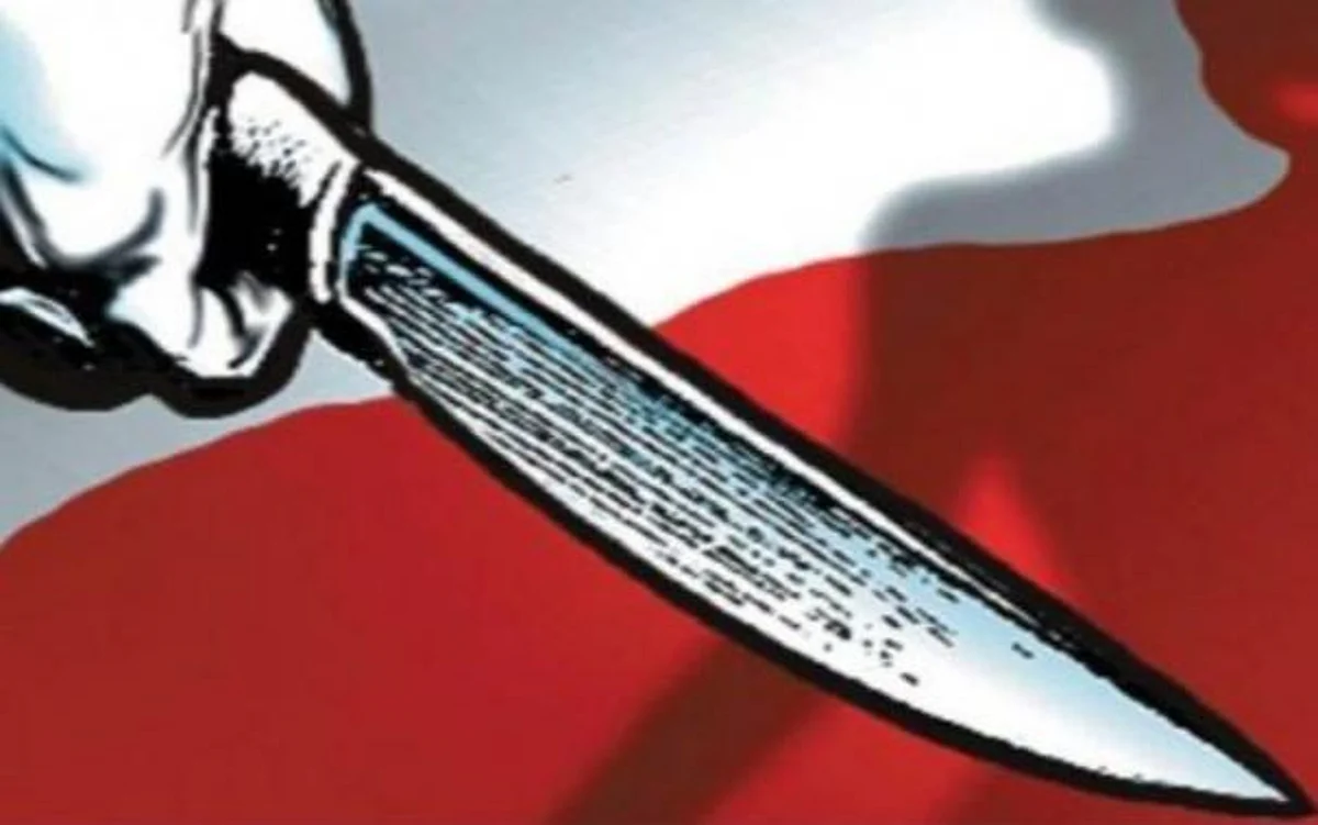 'என் மனைவியோடு சாட்டிங்கா செய்கிறாய்?’: டிஎஸ்பி அலுவலகம் அருகே நண்பனை ஓட ஓட விரட்டி கத்தியால் குத்திய வாலிபரால் பரபரப்பு