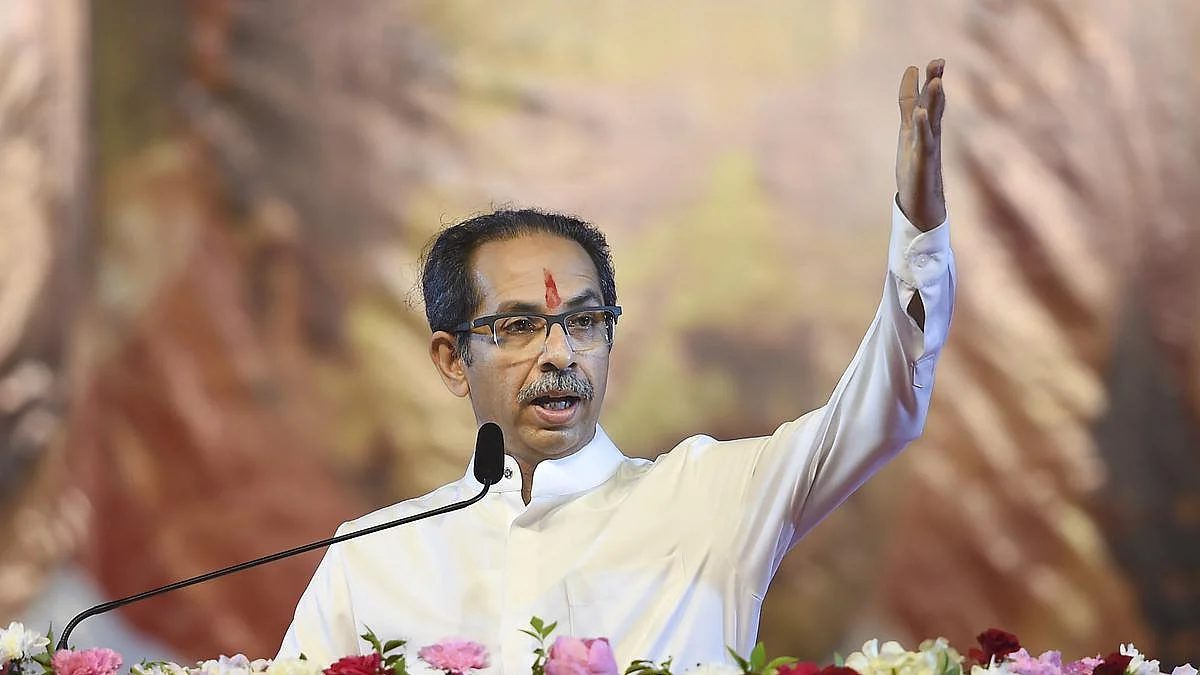 உத்தவ் தாக்கரே