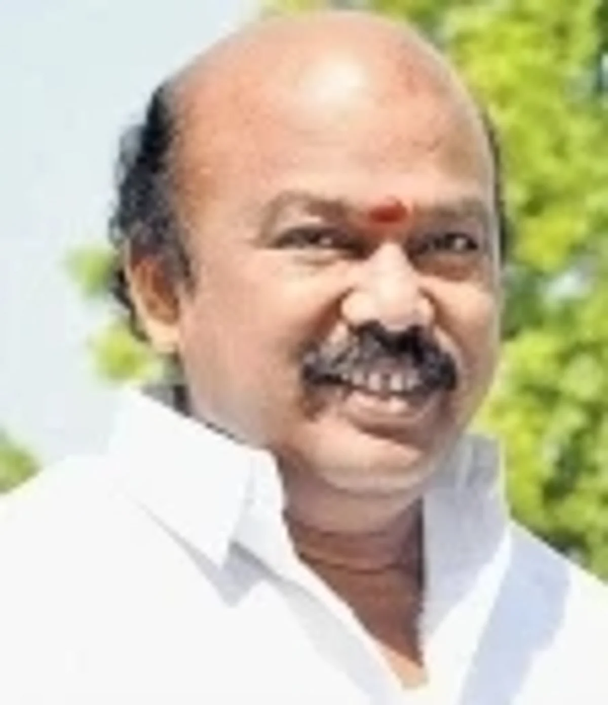 `அதிமுகவை காப்பாற்ற இதுதான் வழி; விட்டுக்கொடுங்கள் ஓபிஎஸ்'- பற்றவைக்கும் ராஜன் செல்லப்பா எம்எல்ஏ!