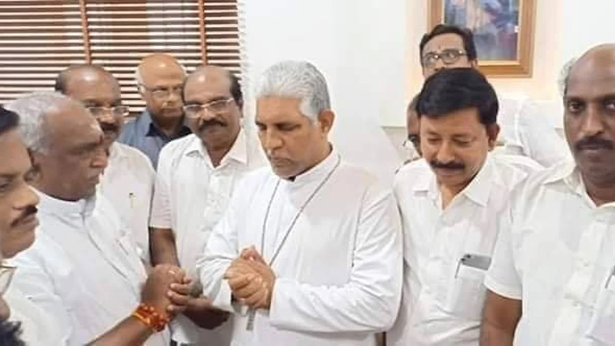 மனோ எங்கே... பொன்னார் எங்கே!