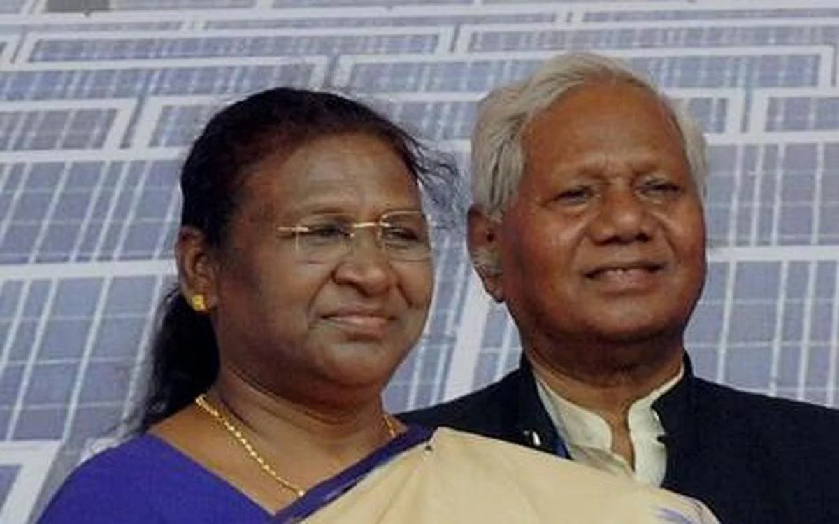 வேட்புமனுவை தாக்கல் செய்தார் தேசிய ஜனநாயகக் கூட்டணி வேட்பாளர் திரௌபதி முர்மு!