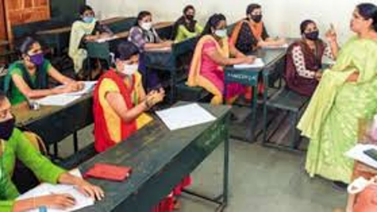 யாருக்கெல்லாம் 1000 ரூபாய் ஊக்கத் தொகை கிடைக்கும்?- தமிழக அரசு புது விளக்கம்!