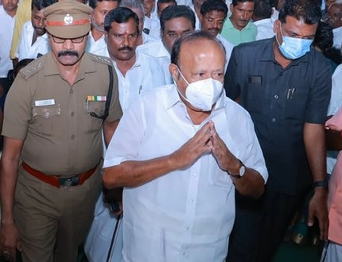 `தேவையான அளவு உரம் கையிருப்பில் உள்ளது'- விவசாயிகளுக்கு அமைச்சரின் நம்பிக்கை செய்தி