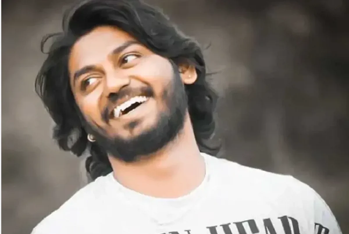 பிரபல நடிகர் குத்திக்கொலை!