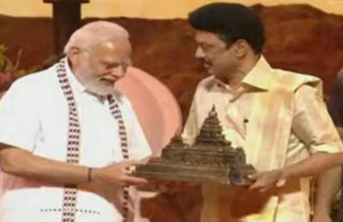 செஸ் ஒலிம்பியாட் கோலாகலம் : கண்கவர் நடனத்துடன் கமல்ஹாசன் குரலில் தமிழர் பண்பாட்டு வரலாறு