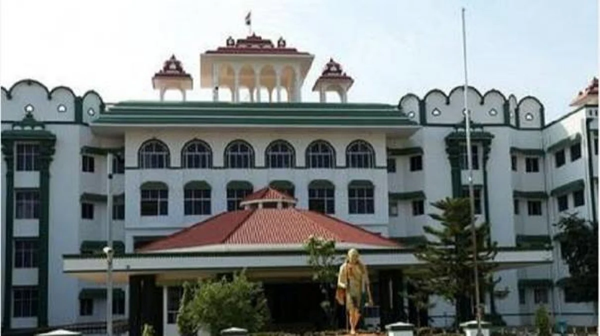 அமெரிக்காவில் மாப்பிள்ளை, குமரியில் மணப்பெண்; காணொலியில் டும் டும் டும் நடத்தலாம்: ஐகோர்ட் அதிரடி