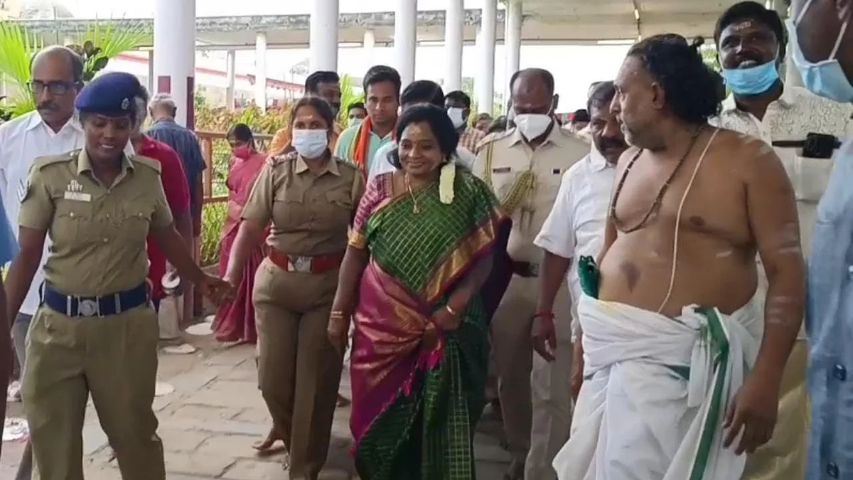 நடராஜர் கோயிலுக்கு வந்த தமிழிசை சவுந்தரராஜன்