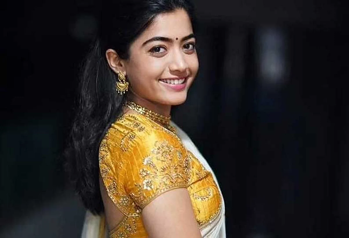 பாலிவுட்டில் பிஸியாகும் ராஷ்மிகா மும்பைக்கு ஷிஃப்டாகிறார்