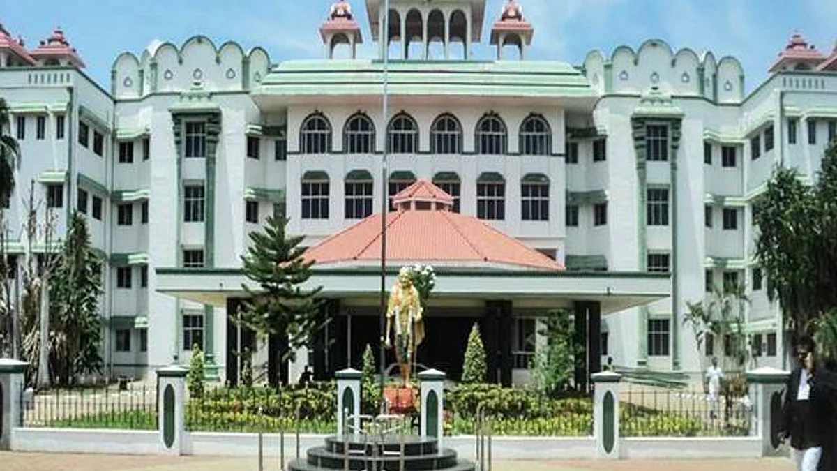 தற்காலிக ஆசிரியர் நியமனத்துக்கு
இடைக்கால தடை!- உயர் நீதிமன்றம் அதிரடி