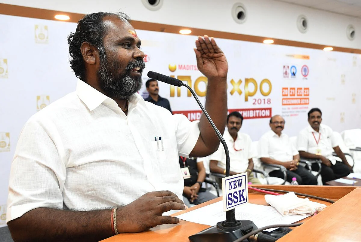 ஓபிஎஸ்சிடமிருந்த எதிர்கட்சி துணைத்தலைவர் பதவியும் பறிப்பு: தொடரும் ஈபிஎஸ்சின் அதிரடி நடவடிக்கை