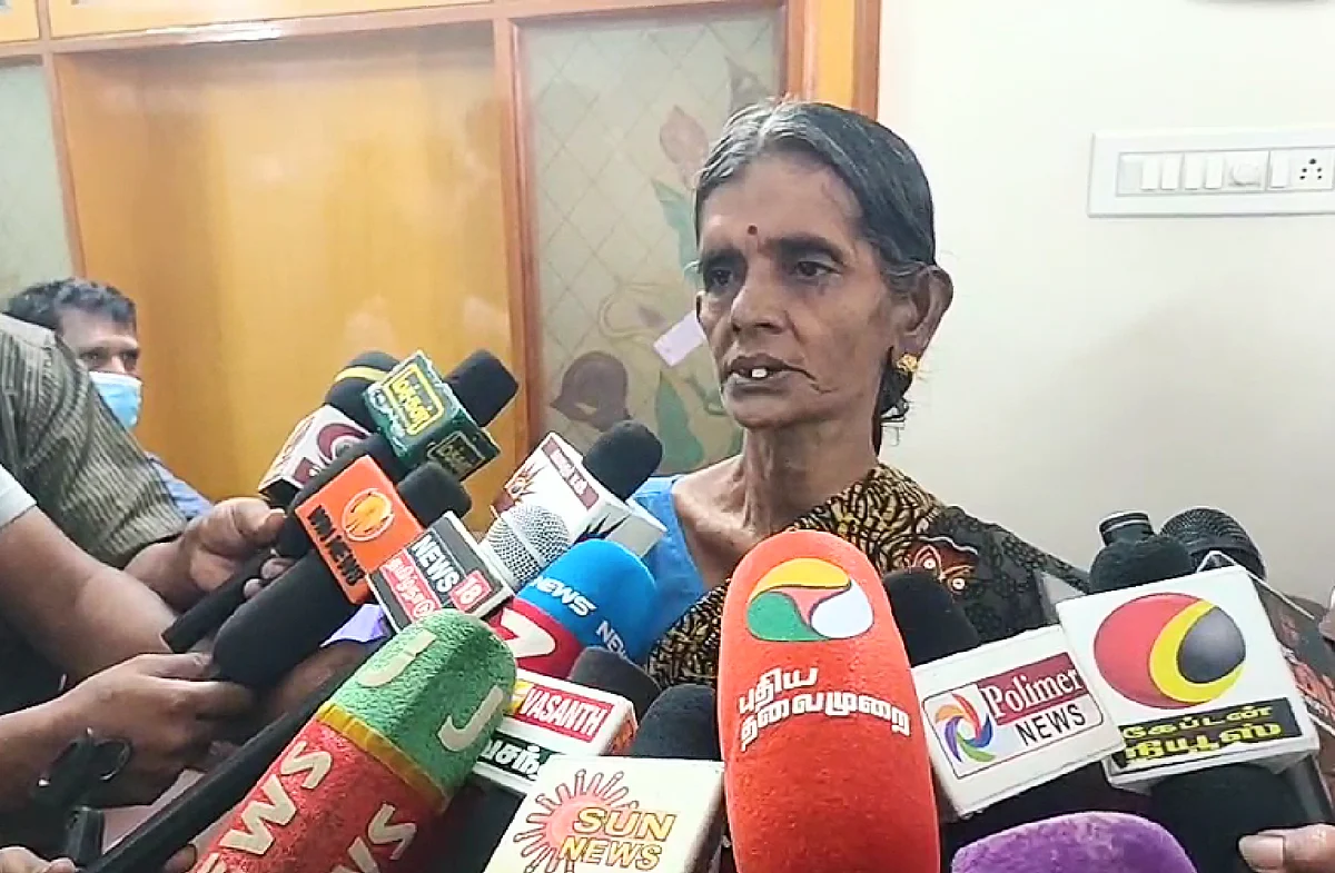 செய்தியாளர்களை சந்தித்த கலாவதி