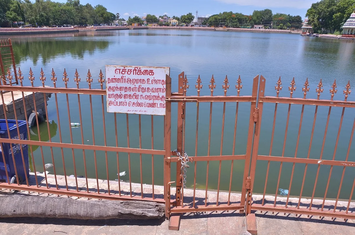 மதுரை வண்டியூர் தெப்பக்குளத்தில் `போட்டிங்’ நிறுத்தம்: விடுமுறை நாட்களில் குவியும் சுற்றுலாப் பயணிகள் ஏமாற்றம்