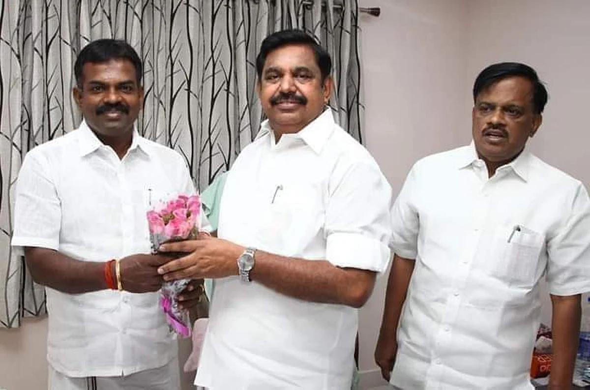 ஈபிஎஸ் உடன் சுகுமாறன்