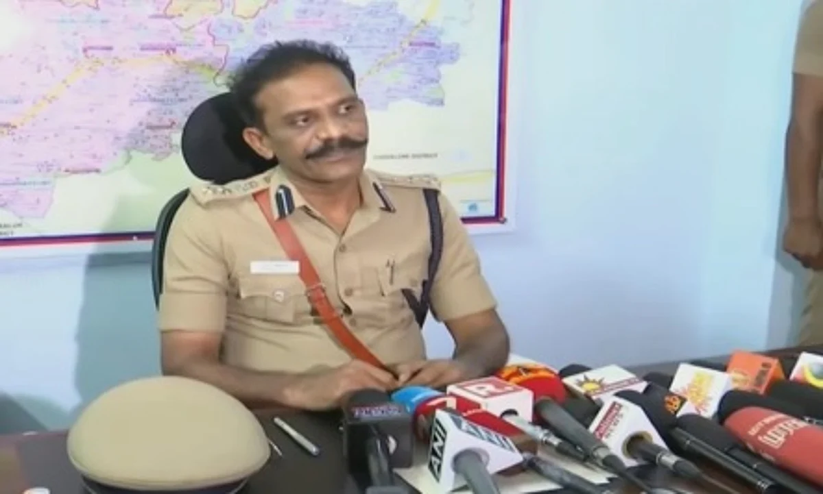 பொய் செய்தி பரப்பிய 32 யூடியூப் சேனல்கள்: அதிரடி காட்டப்போகும் கள்ளக்குறிச்சி எஸ்பி பகலவன்!