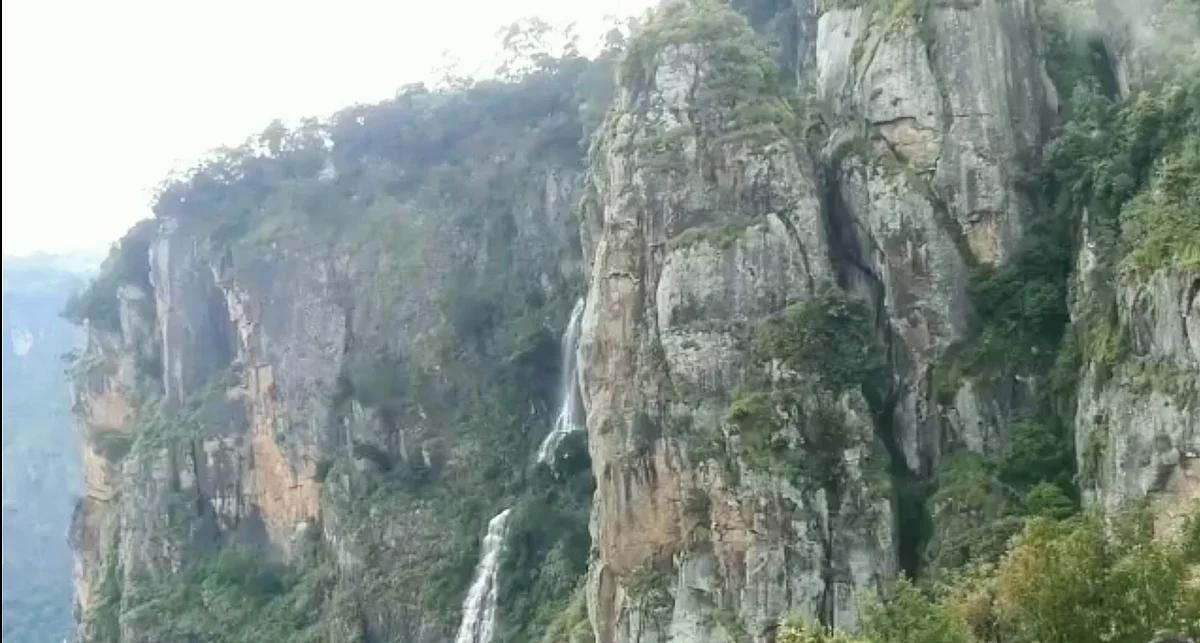 கொடைக்கானல் தூண் பாறை