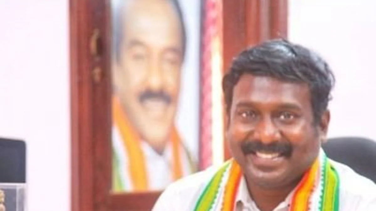 காங்கிரஸ் எம்.பியின் ஓன்றரை லட்ச ரூபாய் பேனா திருட்டு!