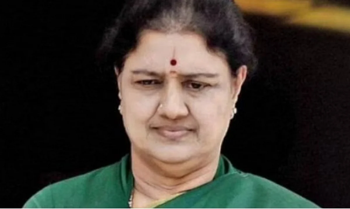 `தொண்டர்கள் ஒன்றிணைய வேண்டிய நேரம் வந்துவிட்டது'-ஓபிஎஸ்-க்கு ஆதரவாகக் களம் இறங்கும் சசிகலா!