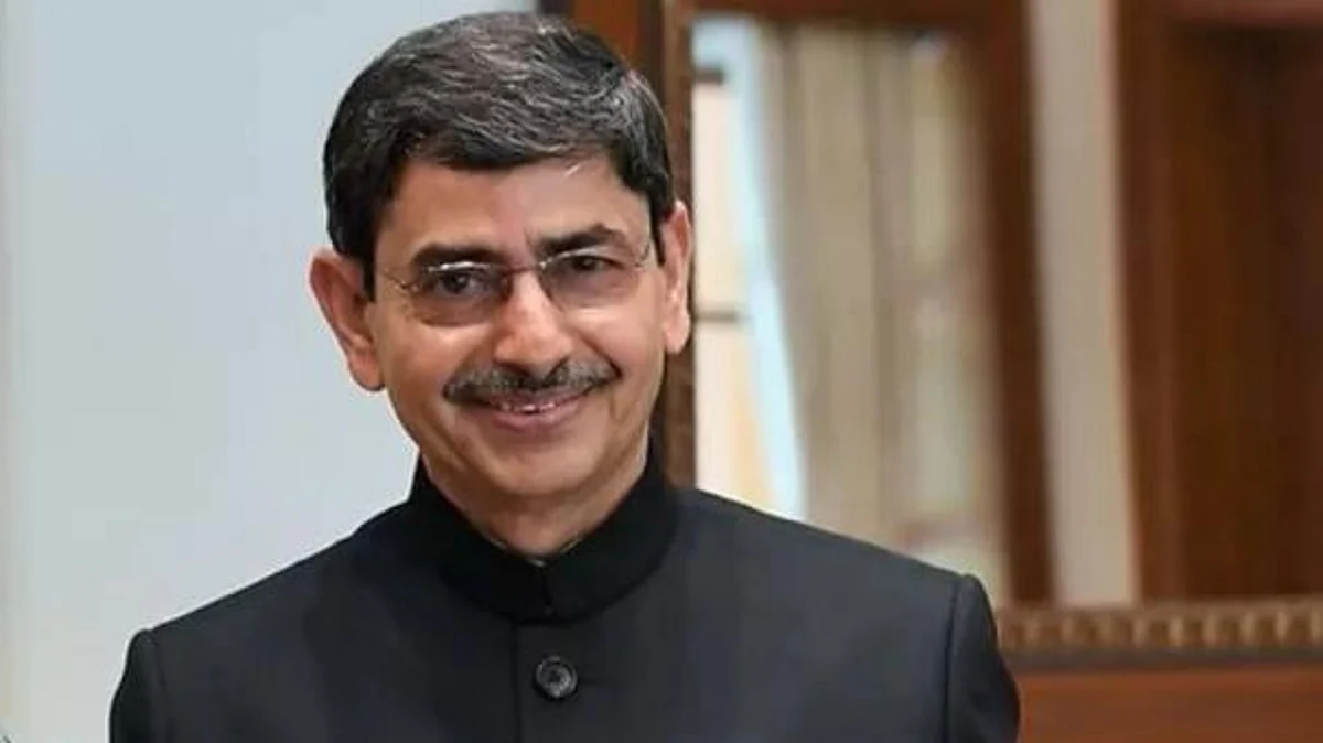தமிழ், ஆங்கிலத்தில் கட்டுரைப்போட்டி: பள்ளி,கல்லூரி மாணவர்கள் பங்கேற்க ஆளுநர் ஆர்.என்.ரவி அழைப்பு