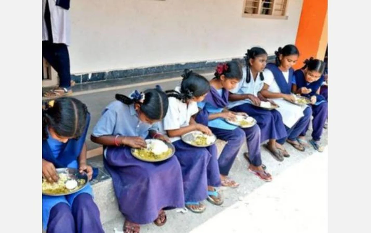 அரசுப் பள்ளி மாணவர்களே! காலை சிற்றுண்டி பணிகள் தயார்... விரைவில் சாப்பிடலாம்!