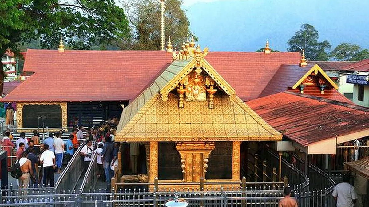 சபரிமலை கோயிலில் நாளை நடை திறப்பு: பக்தர்களுக்கான வழிகாட்டுதல் வெளியீடு!