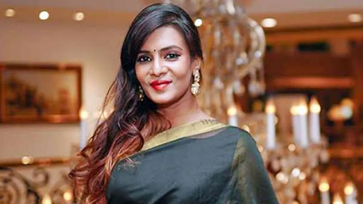 நீதிமன்றத்தை ஏமாற்றுகிறார்; நடிகை மீரா மீதுனுக்கு பிடிவாரண்ட்: மீண்டும் அதிரடி காட்டிய நீதிபதி