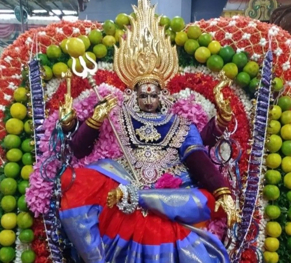 மயிலை கோலவிழியம்மன்