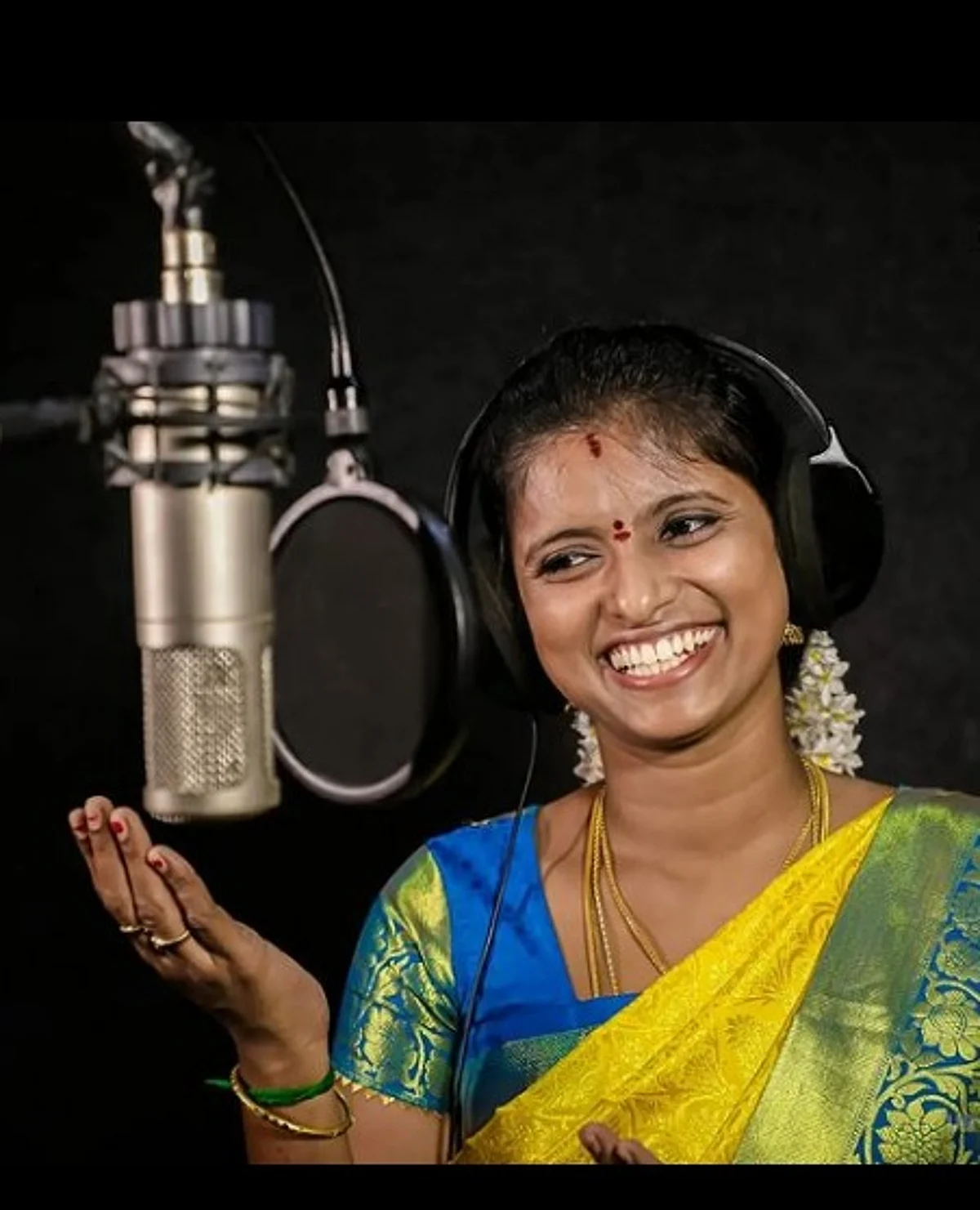 `அதிதி ஷங்கரை விமர்சிக்காதீங்க'- `விருமன்' பாடல் சர்ச்சை குறித்து செந்தில் ராஜலட்சுமி விளக்கம்
