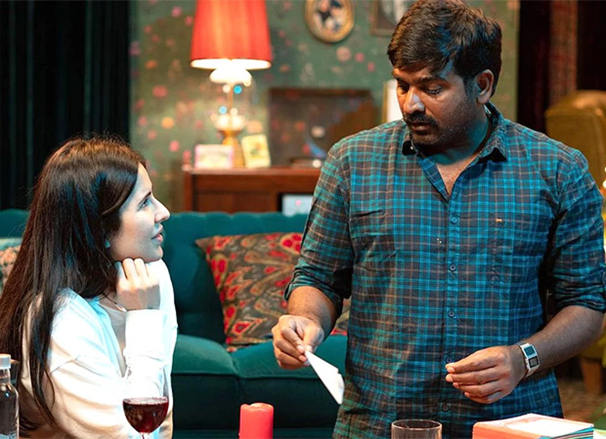 படப்பிடிப்பு தளத்திற்கு சீல்: விஜய்சேதுபதி பட சூட்டிங் ஸ்பாட் மாற்றம்!