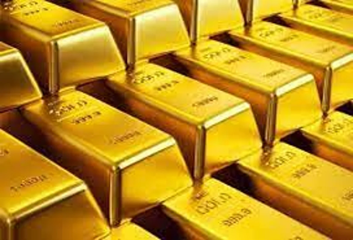 சென்னை ஏர்போர்ட் கழிவறையில் வீசப்பட்ட தங்கம்; அதிகாரிகள் அதிர்ச்சி: சிக்கிய 2 பயணிகள்