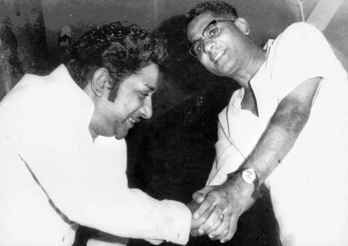 சிவாஜி, முக்தா சீனிவாசன்