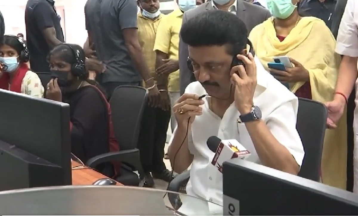 `நான் யார் பேசுகிறேன் என்று தெரிகிறதா?'- புகார் அளித்தவரிடம் கேட்ட முதல்வர் ஸ்டாலின்