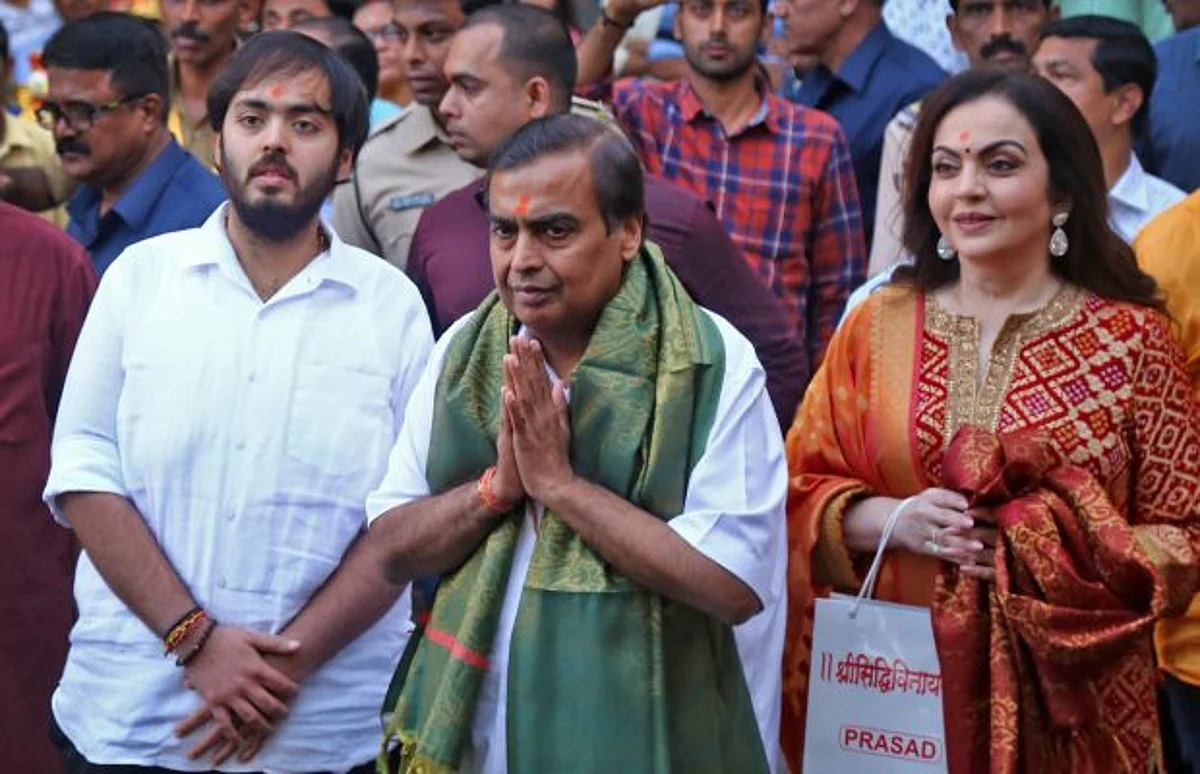 ஹலோ முகேஷ் அம்பானியா?: தொலைபேசி மூலம் மிரட்டல் விடுத்த மர்மநபரால் பரபரப்பு