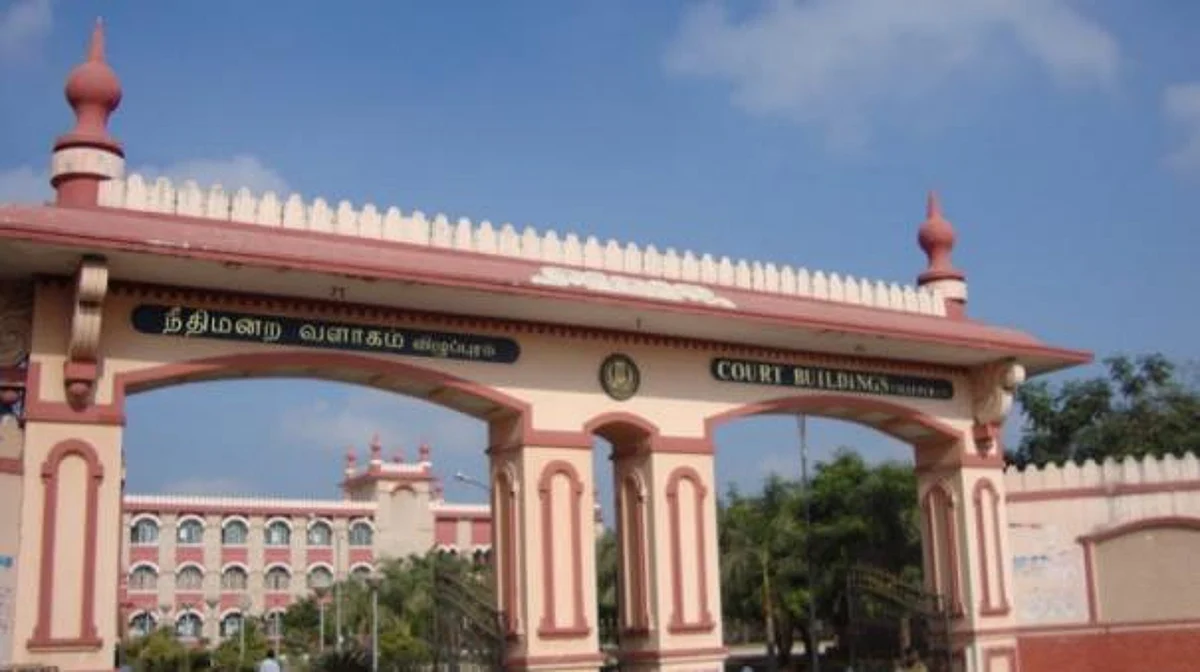 கள்ளக்குறிச்சி பள்ளி வழக்கில் திடீர் திருப்பம்: உயிரிழந்த மாணவியின் தோழிகள் நீதிமன்றத்தில் ரகசிய வாக்குமூலம்