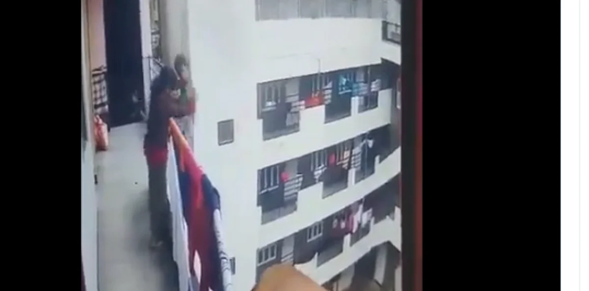 நான்காவது மாடியிலிருந்து 4 வயது மகளை தூக்கி வீசிய தாய்: பதைபதைக்க வைக்கும் அதிர்ச்சி சம்பவம்