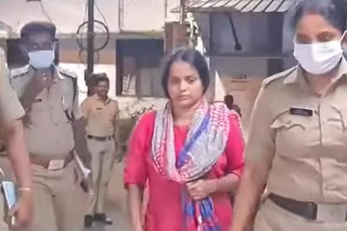 கொலை செய்து தப்பிப்பது எப்படி?; கூகுளில் தேடி தாயை கொன்ற மகள்: கேரளாவில் நடந்த பயங்கரம்