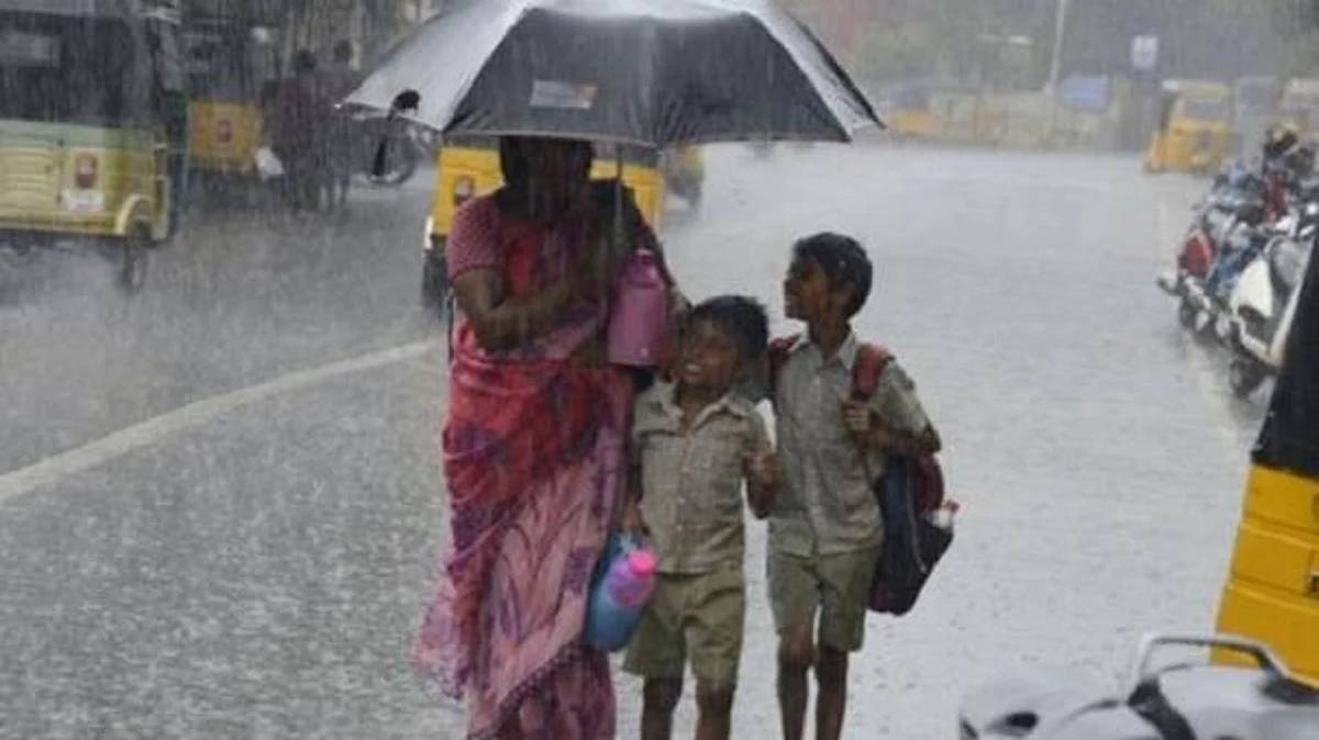 நீலகிரியில் தொடரும் கனமழை: மாணவர்களுக்கு கலெக்டர் முக்கிய உத்தரவு