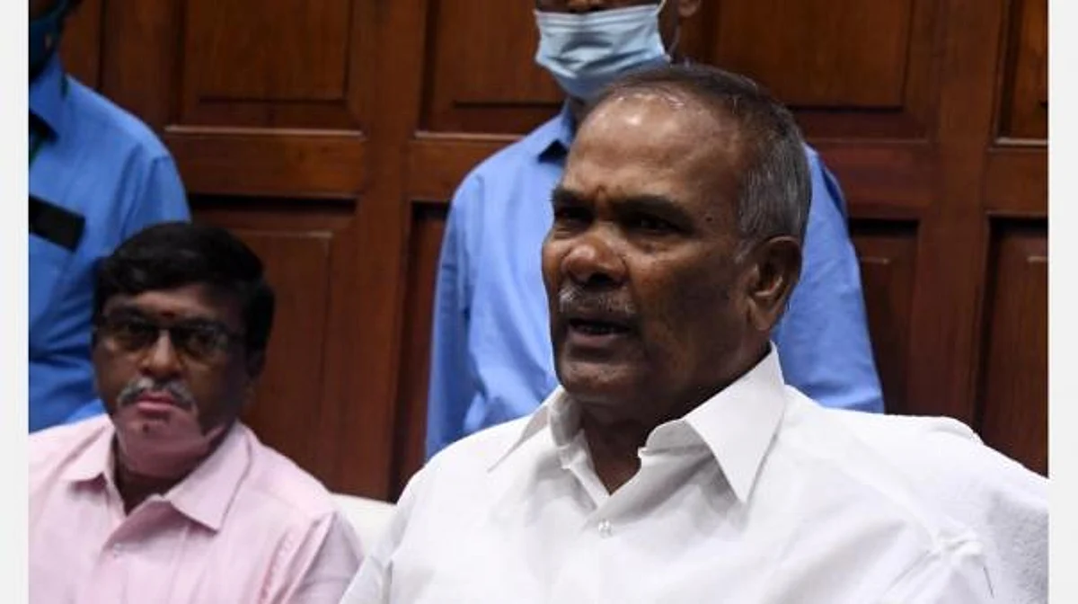 அதிமுகவினர் நான்கு பிரிவாக உள்ளனர்: புதுக்கணக்கு சொல்லும் பேரவைத் தலைவர் அப்பாவு