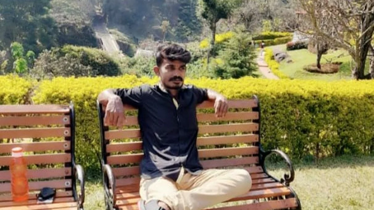 `வலிமை' படம் ஓடிய தியேட்டரில் குண்டுவீசிய வாலிபர் கைது: 6 மாதத்துக்கு பிறகு சிக்கினார்