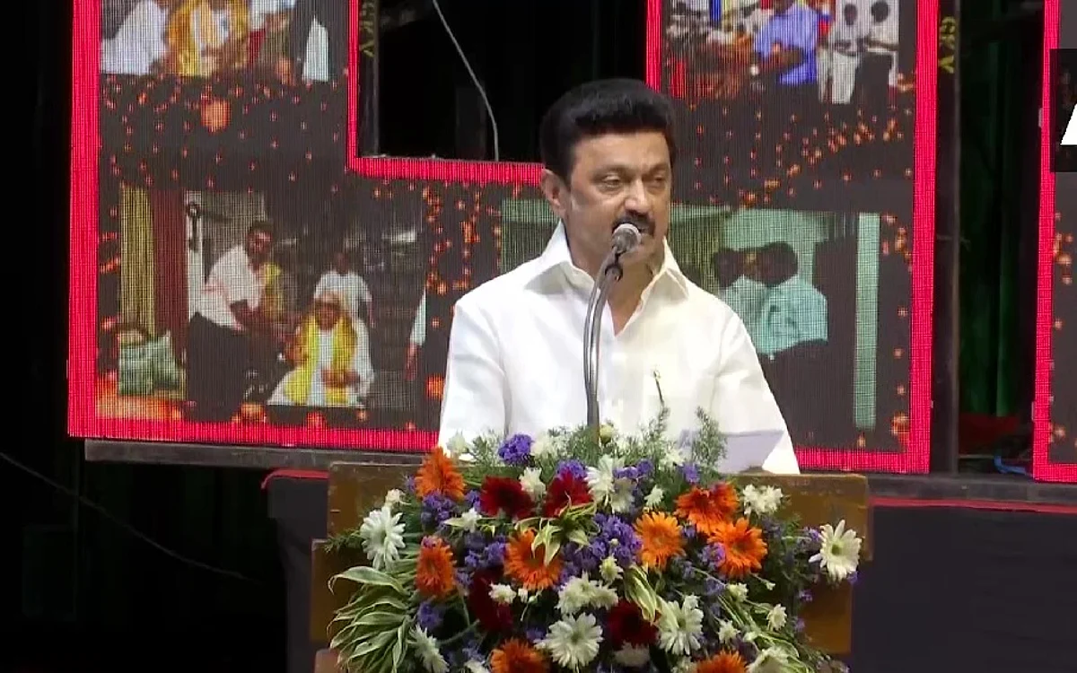 `கைகட்டி, வாய் பொத்தி உத்தரவு கேட்கவா டெல்லி போகிறேன்?'- திருமா மணி விழாவில் கொந்தளித்த முதல்வர் ஸ்டாலின்