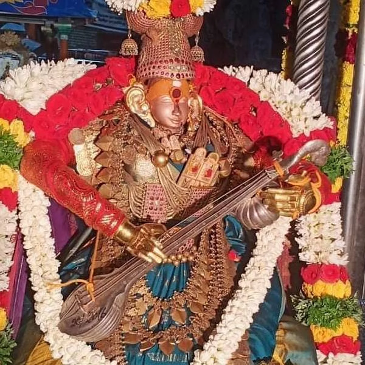 தவக்கோலத்தில் கோமதி அன்னை