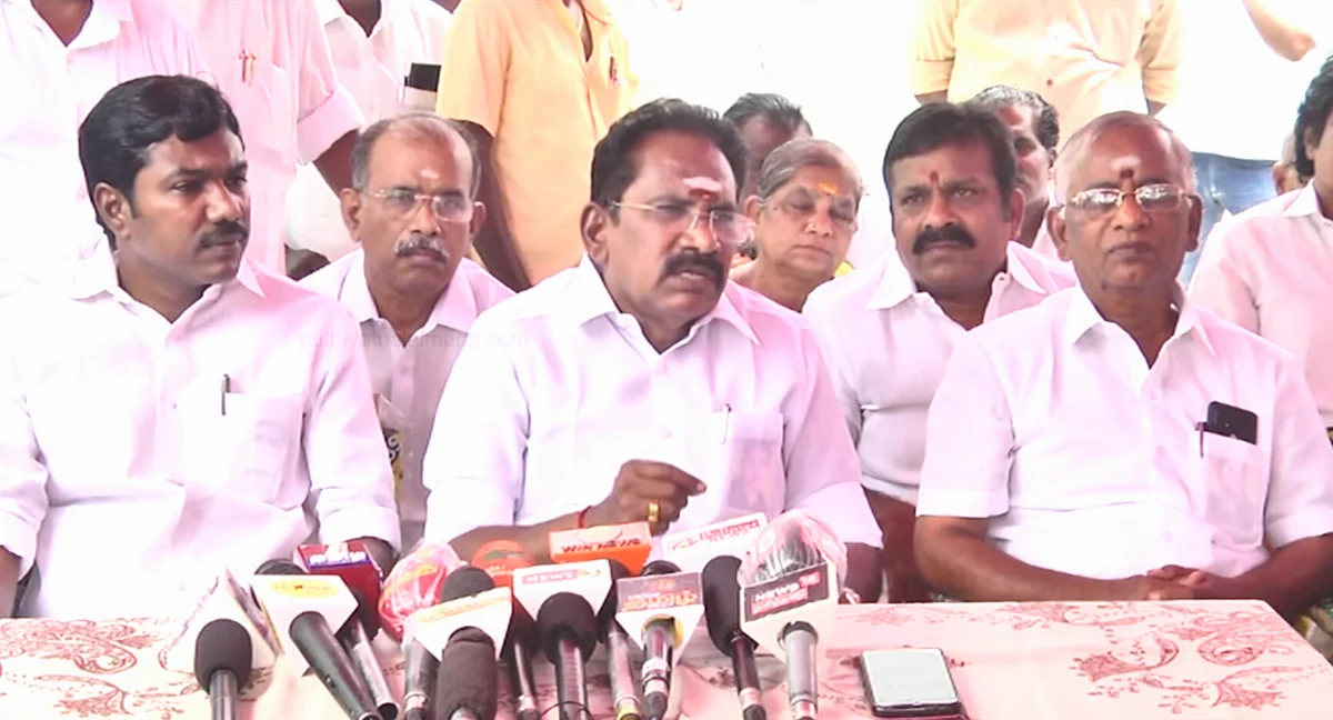 கண்டா வரச்சொல்லுங்க: தமிழக நிதியமைச்சரை கலாய்த்த செல்லூர் ராஜூ!
