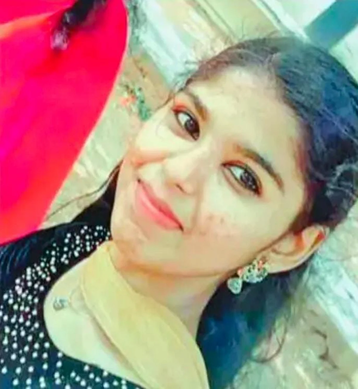 பிரேக் அப் ஆன காதல்; டார்ச்சர் கொடுத்த முன்னாள், இன்னாள் காதலர்கள்: உயிரை மாய்த்த இளம்பெண்