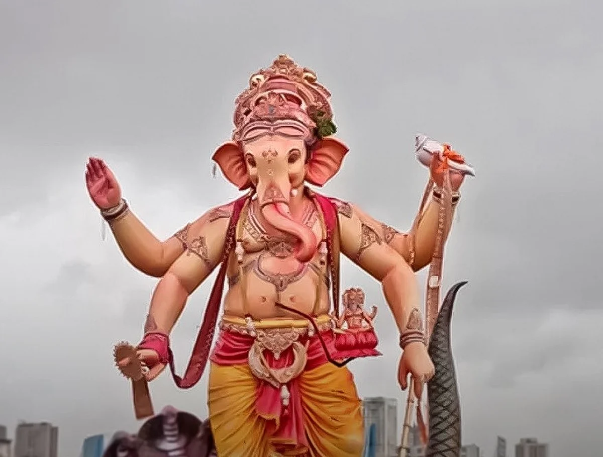 ஆபாச நடனம், சாதி பாடல்களுக்கு தடை: விநாயகர் ஊர்வலத்துக்கு உயர் நீதிமன்ற கடும் கட்டுப்பாடு