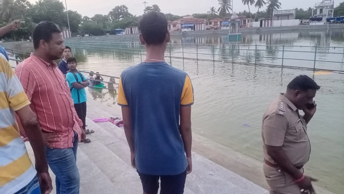 நள தீர்த்த குளம்