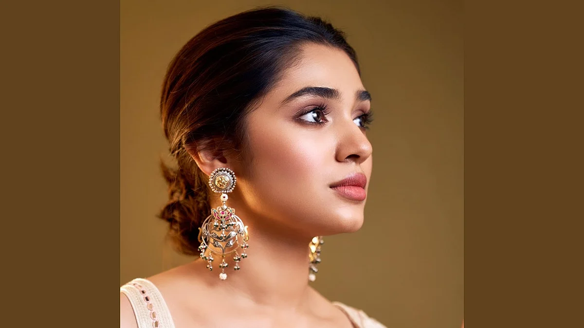 கீர்த்தி ஷெட்டியின் கலக்கல் புகைப்படங்கள் - லேட்டஸ்ட் போட்டோ ஷூட்
