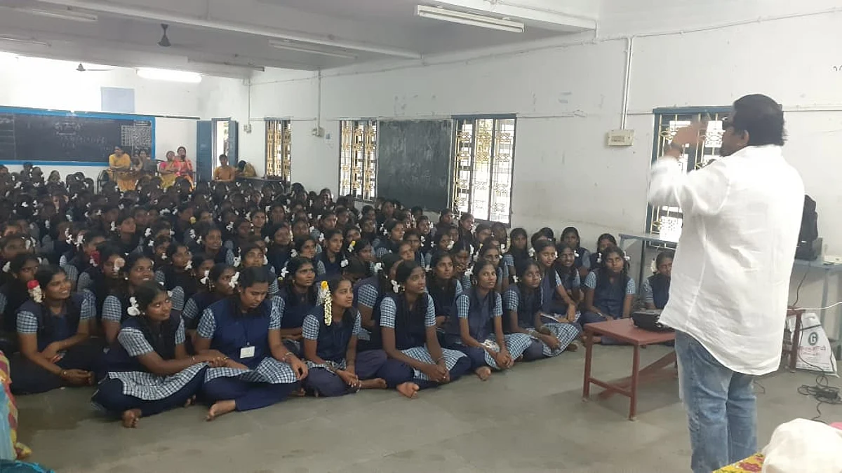 இயக்குநர் மிஷ்கின் சொன்ன சொர்க்கத்தின் குழந்தைகள் யார்?